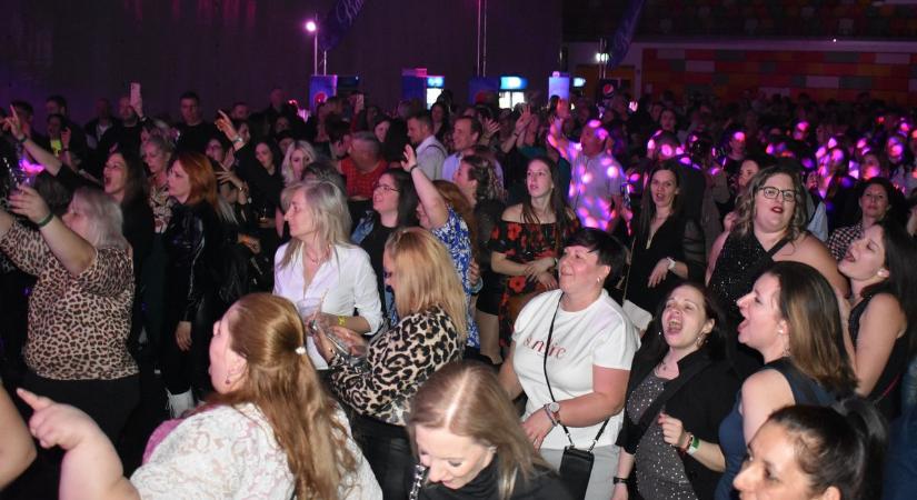 Ebben a zalai arénában lép fel az X-Faktor legújabb sztárja, de lesz más meglepetés is