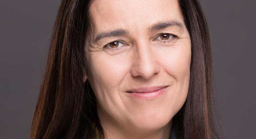 Győzelem esetén bizalom, de kemény feladatok várják Orbán Anitát, a Tisza Párt külügyi vezetőjét