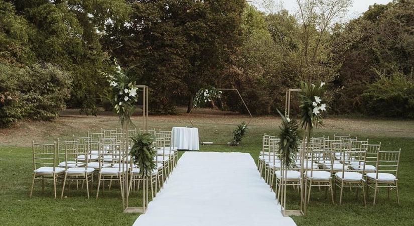 A téli esküvő meglepő előnyei: spórolás és egyediség