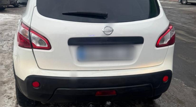 Ungváron ittas és jogosítvánnyal nem rendelkező sofőrt állítottak meg