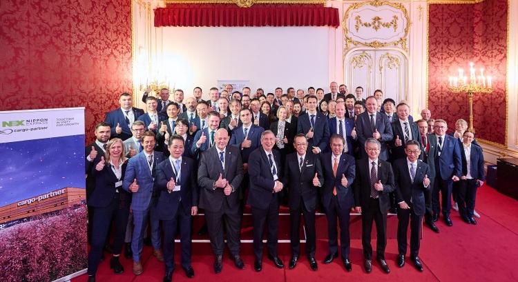 Évfordulót ünnepel a nemzetközi fuvarozási szakértő