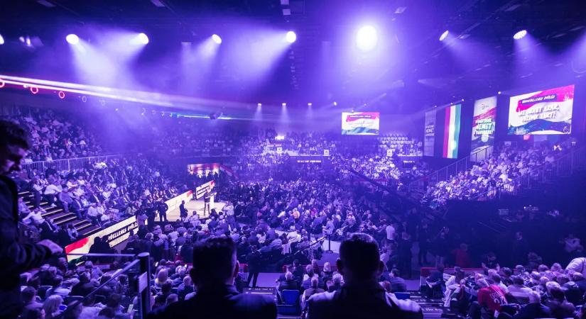 Hamarosan kezdődik a Háborúellenes Gyűlés, újabb teltház várható