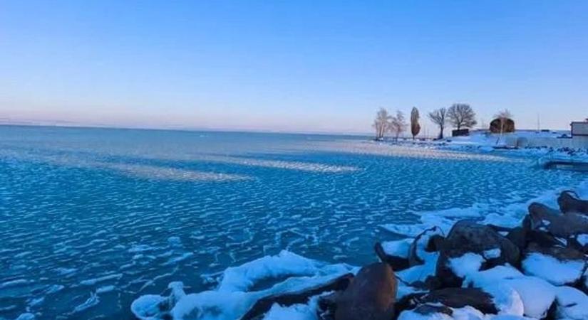 Olvadó jég, rianások, mentések – veszélyessé váltak a természetes vizek