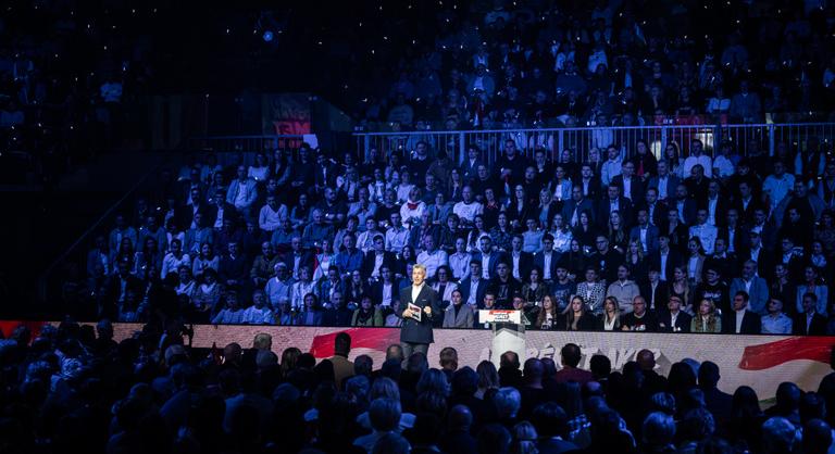 Rákay Philip: Tisza Peti kapott néhány virtuális parasztlengőt, elsüllyesztjük a tiszanicot