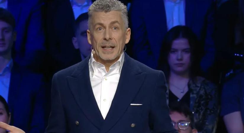 Rákay Philip megnyitotta a Háborúellenes Gyűlést, nem fogta vissza magát