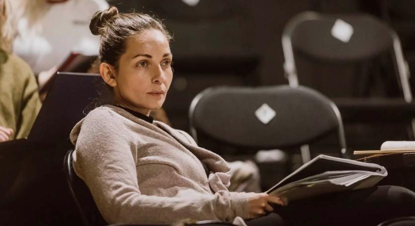 „A kultúra is állandó újragondolásra szorul” – Interjú Szabó Rékával, az SZFE oktatójával, a Nemzeti Színház dramaturgjával