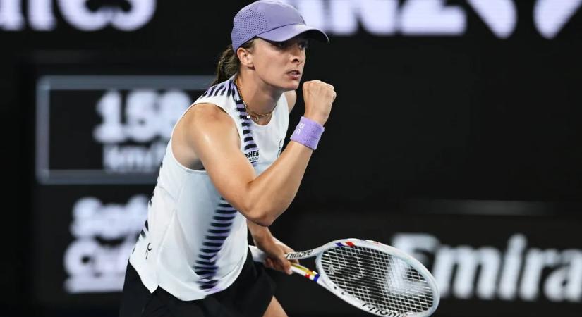 Australian Open: Swiatek 6:1-re elvesztett játszma után harcolta ki a továbbjutást