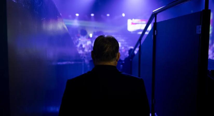 Szenzációs képeken a kaposvári háborúellenes gyűlés