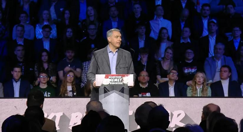 Lázár János: minden magyar embernek munkát teremtünk