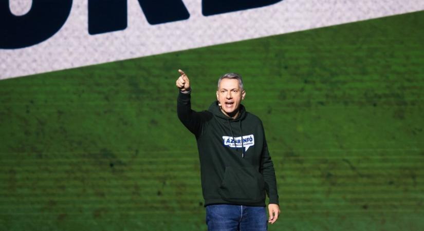 Lázár elnézést kért