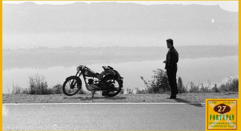 „Csak nyomkodtam a gépet” – egy ’56-os emigráns magyar építész derűs pillanatai motorozás közben