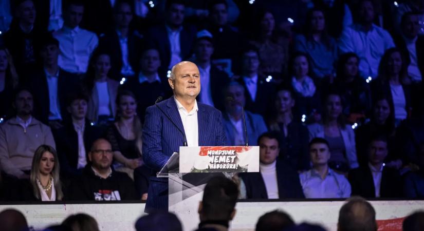 Móring József Attila: Keresztény értékeink veszélyben vannak