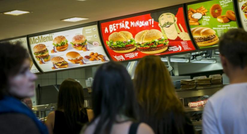 „Ipari hulladék” – Wossala Rozina kíméletlenül beleállt Rácz Jenőbe