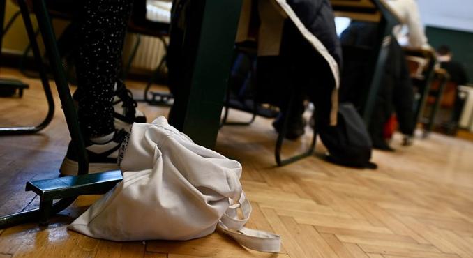 Központi írásbeli 2026: ilyen feladatokat kaptak a hatodikosok magyarból és matekból