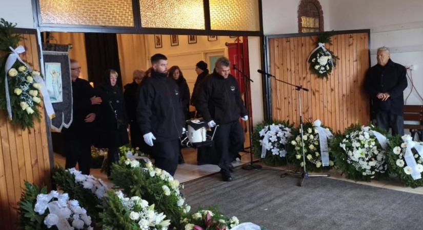 Szívvel-lélekkel dolgozott, most csend van – eltemették Karnok Ádámot