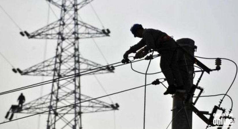 Több százezer ember maradt áram nélkül Csernyihiv régióban, az oroszok energetikai létesítményt támadtak