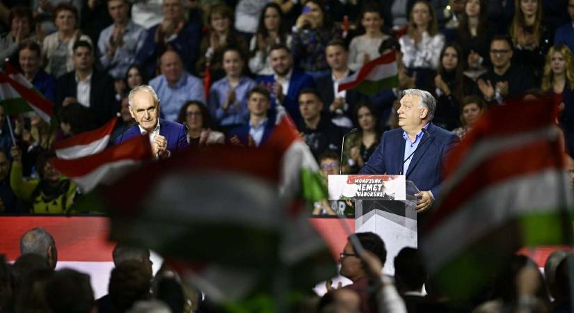 Hibákkal együtt is csak a Fidesz