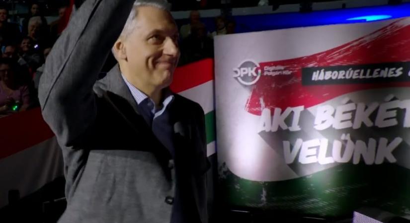 Lázár János bocsánatot kért a cigányokkal kapcsolatos kijelentése miatt, Török Gábor szerint szokatlan, ami történt