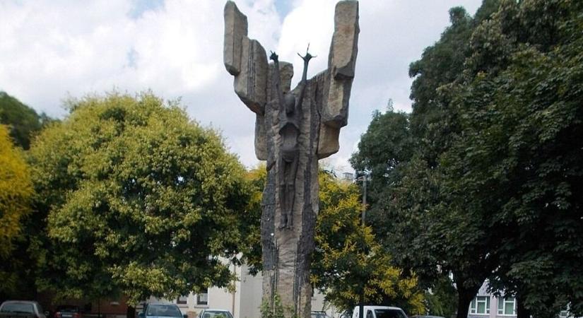 Lélekemelő séta Wilhelm Ottóval a koronázó városban – 12.