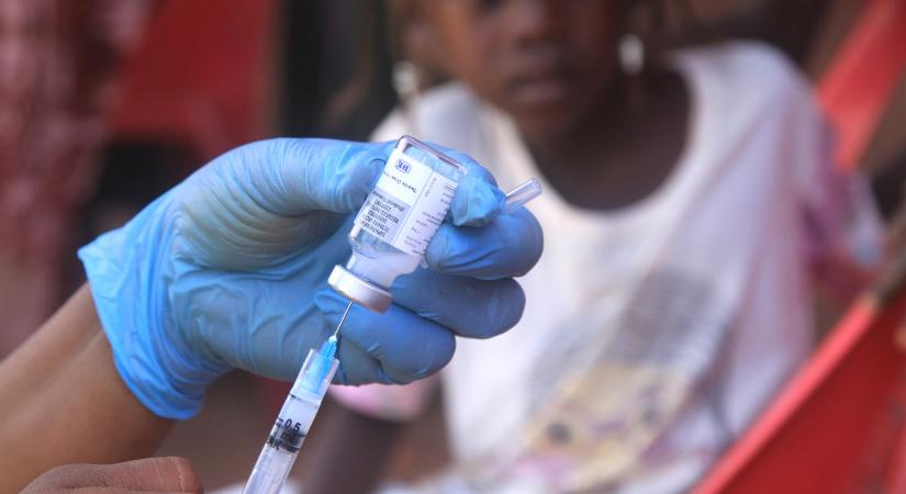Egy amerikai finanszírozású hepatitis B-vakcinakísérlet afrikai gyerekek életét sodorhatja veszélybe
