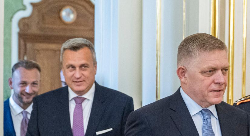 Nyugdíjba küldené Danko Ficót, az SNS elnöke Trumpot kiszámíthatatlannak tartja