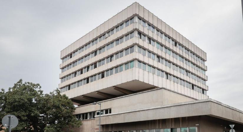 Mostantól egy darabig nem lehet esküvőt tartani a szombathelyi városházán