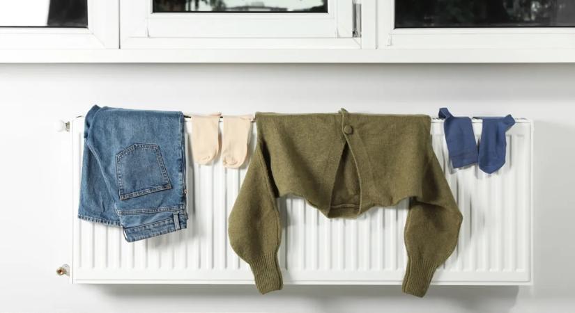 Nagyon rosszul teszed, ha a radiátoron szárítod a ruhákat!