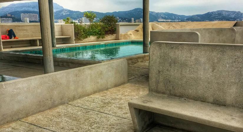 Eladó egy luxuslakás a világ egyik leghíresebb épületében