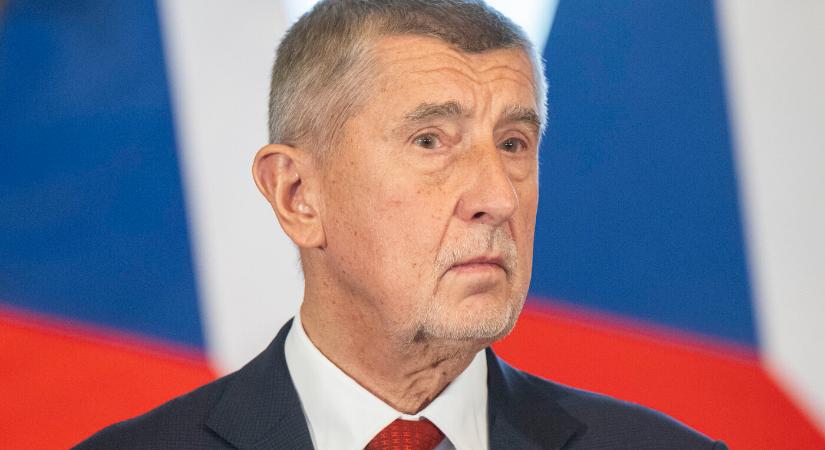 Tisztújító gyűlést tart a cseh kormányfő pártja