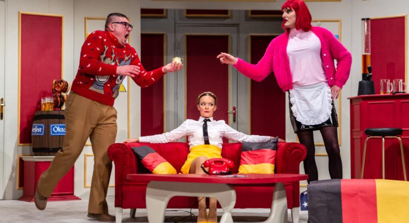 Szeretné, ha folynának a könnyei a nevetéstől?: BOEING-BOEING