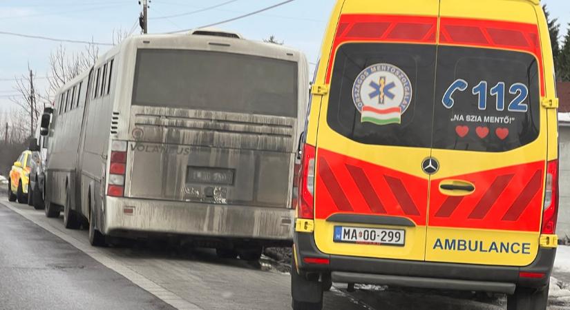 A megállóban kapták a halálhírt, sokkolta az utasokat a szolnoki tragédia