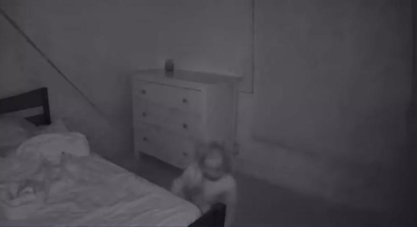 Először választják szét a szülők az ikreket: ami reggel történik, pusztító