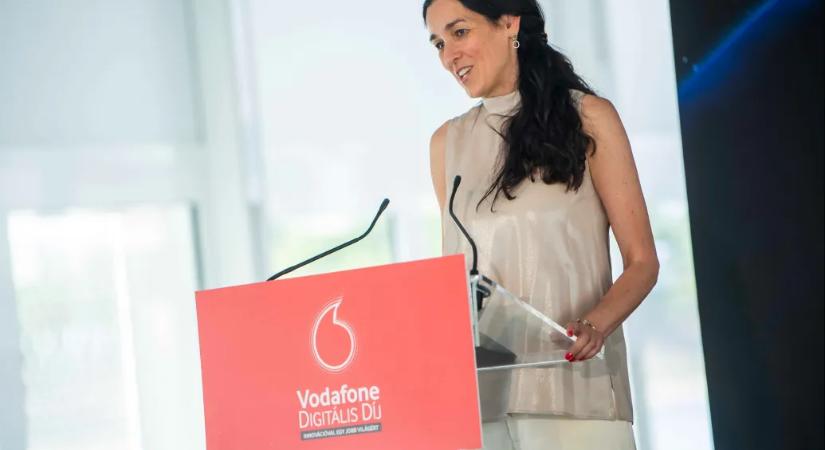 Szijjártó szerint lobbista, Kocsis szerint ügynök Orbán Anita, aki évekig volt az Orbán-kormány utazó nagykövete