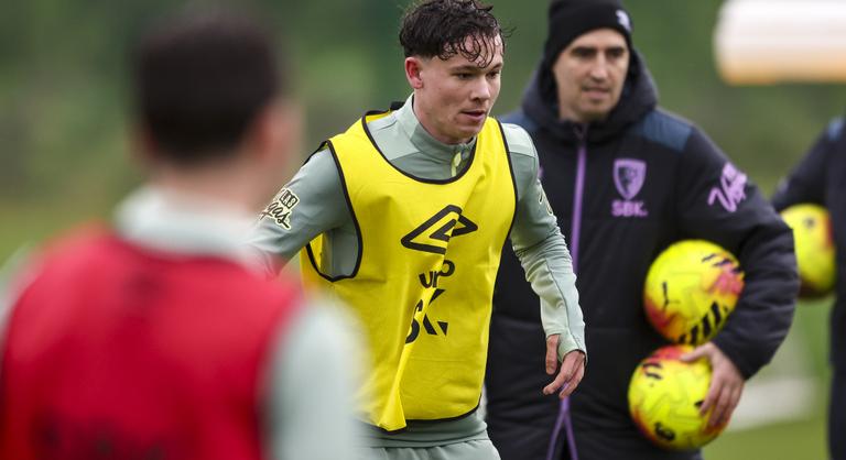 Ugyan a Bournemouth igazolta le, mégis a Liverpool segítségével írhat történelmet Tóth Alex