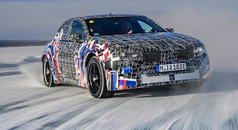 V10-es szívómotorként üvölt ez a villanyautó