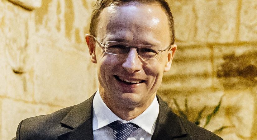 Szijjártó Pjotr nagyon ideges lett az ukrán külügyminiszter szavaitól