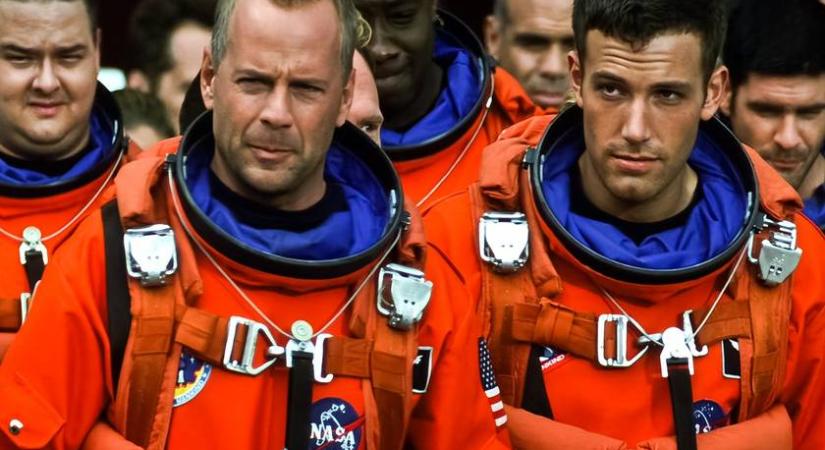 Elhányta magát Ben Affleck a Bruce Willis-szel forgatott közös jelenete közben: máig szégyelli tettét