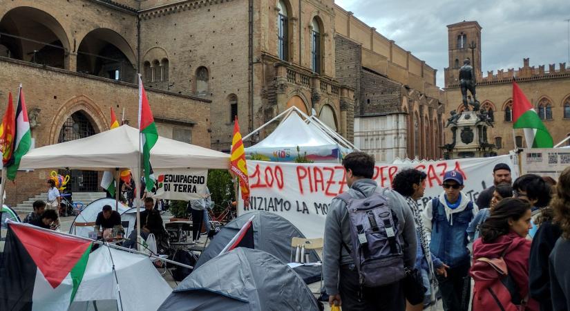 Miért? Nálatok nem tüntetnek?