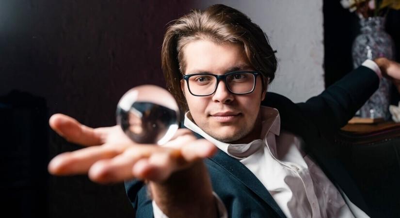 Sorsdöntő áttörés a karrierben: ennek a 3 csillagjegynek mesés pénzt és új állást ígérnek a bolygók a hónapváltáskor