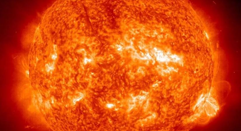 Veszélyeztetheti-e a NASA új Hold-küldetését a látványos sarki fényt okozó napkitörés?