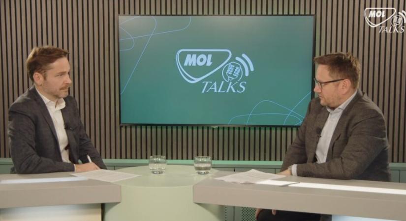 Közös vállalatot alapít a MOL és az ADNOC, az veszi majd meg a NIS-t