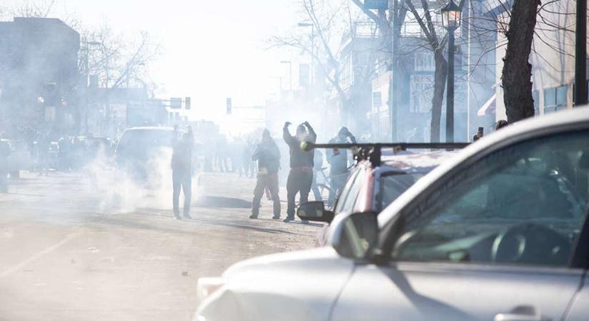 Újabb embert lőttek le szövetségi ügynökök Minneapolisban