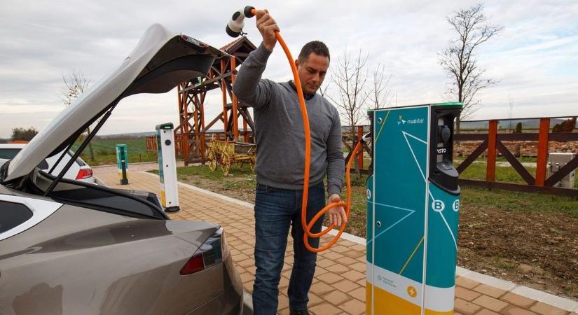 Autósok, figyelem! Ez a város még mindig nem kér pénzt