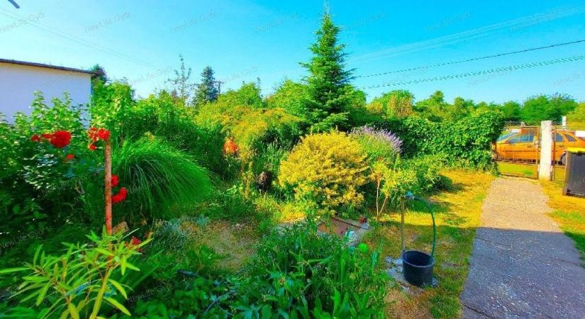 A hónap ajánlata? Bájos győrszentiváni ingatlant árulnak kevesebb mint 30 millióért - fotók