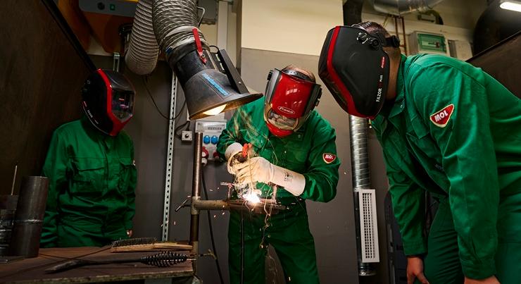 Mi lesz a munkaerővel 5–10 év múlva? Egy nagyvállalat válasza a tudáshiányra