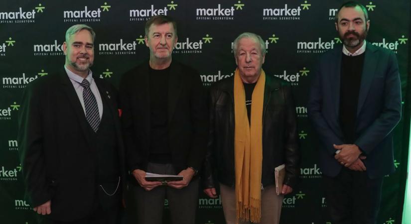 Megnyílt a Villa Esterházy – Esterházy Péter egykori otthona alkotóházként született újjá