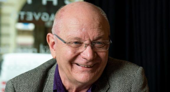 „Szürreális és gyönyörű nagy kaland volt” – Grecsó, Cserna-Szabó és Károlyi a 80 éves Bereményi Gézáról