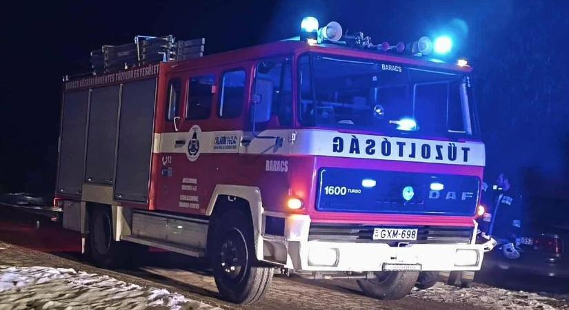 Saját bajtársuk házához rohantak a tűzoltók