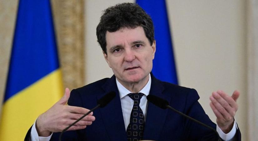 A román szélsőjobb a saját himnuszát sem kímélte: óriási füttykoncert kísérte az elnök beszédét (VIDEÓ)