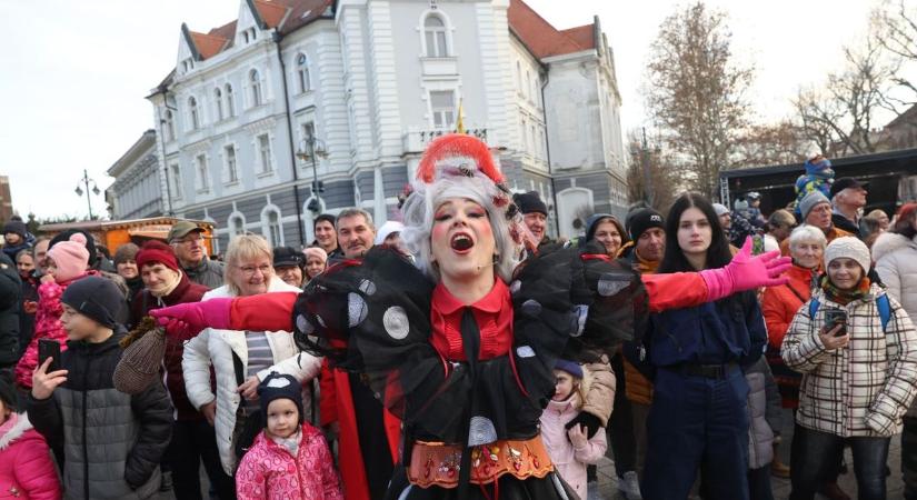 Pazar program várja a családokat Kaposváron farsangkor; a tél búcsúzik, a város ünnepel
